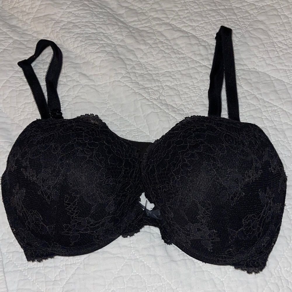 Women's Victoria Secret Black Lace Push-Up Bra 34D